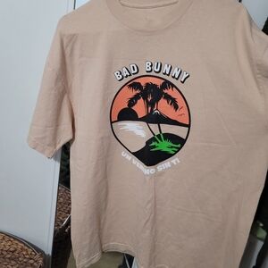 Official Bad Bunny "Un Verano Sin Ti" tour album merchandise t-shirt SIZE Large